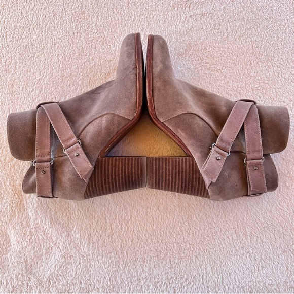 GIANNI BINI CHUNKY HEEL ANKLE STRAPPY BOOTIES TAUPE GRAY SIZE 10 - Picture 6 of 12